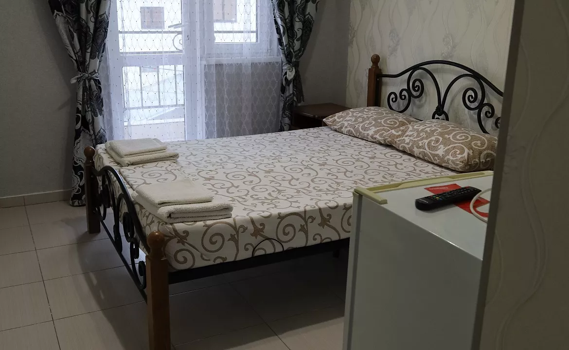 Двухместный номер. Гостевой дом "Семья" - Геленджик. Геленджик