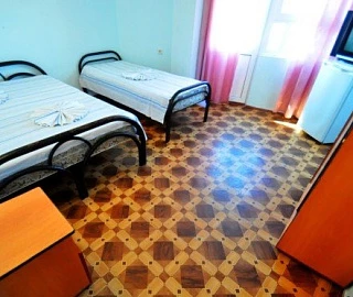 3-х местный номер ПК. Гостевой дом "Островок". 