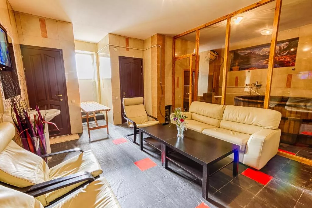 . Гостиница "Круиз". Геленджик