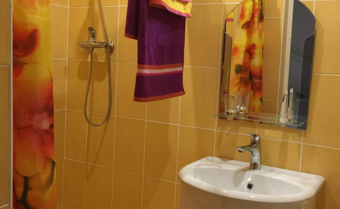 Семейный номер с боковым видом на море. Гостевой дом Маяк. Кабардинка