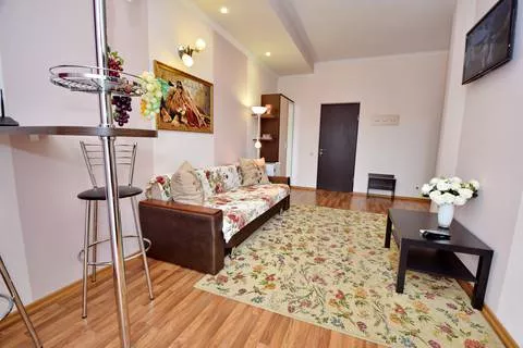 4-х местный 2-х комнатный «Люкс». Гостевой дом «Прага». Кабардинка