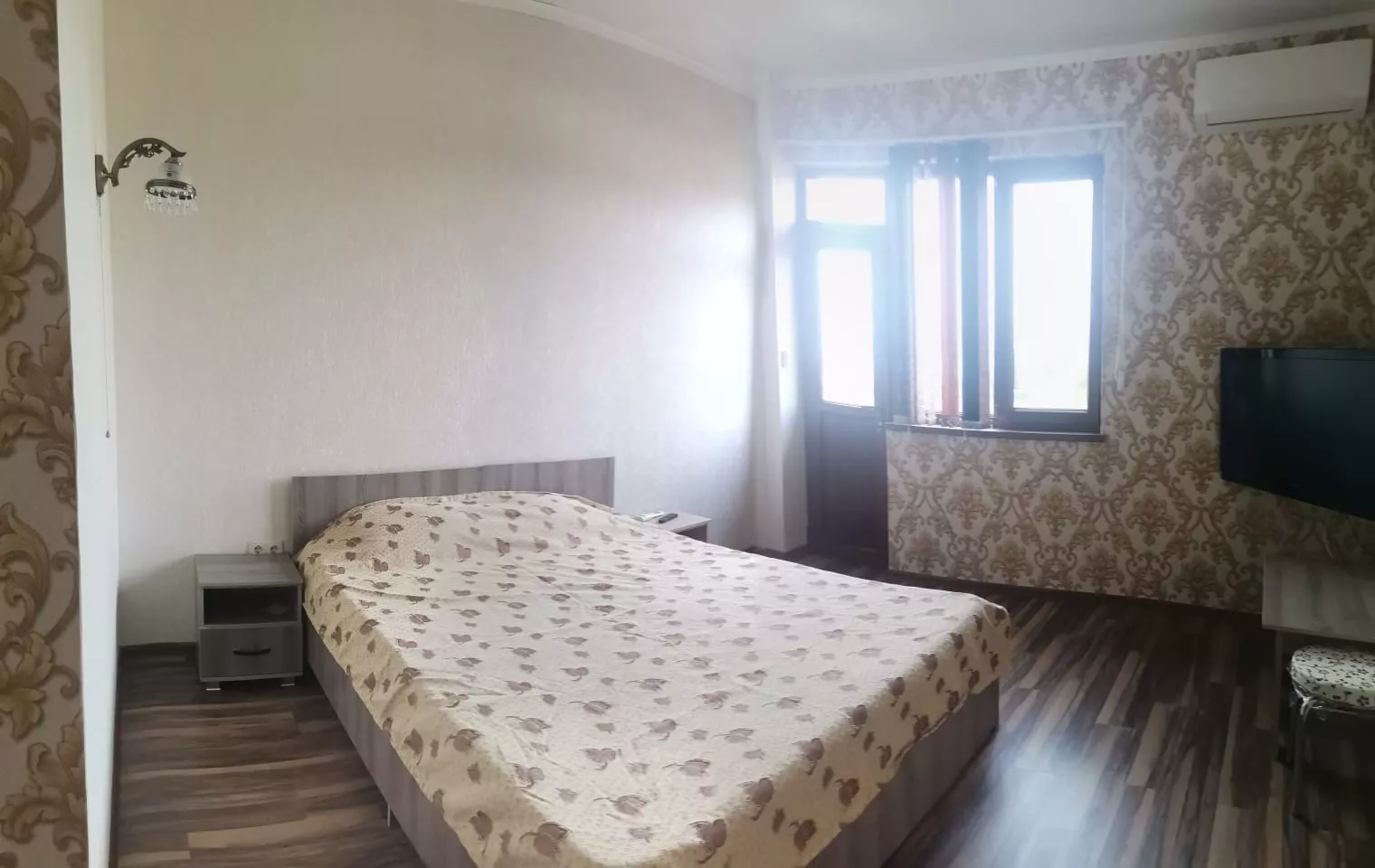 . Гостевой дом "Private house". Сухум