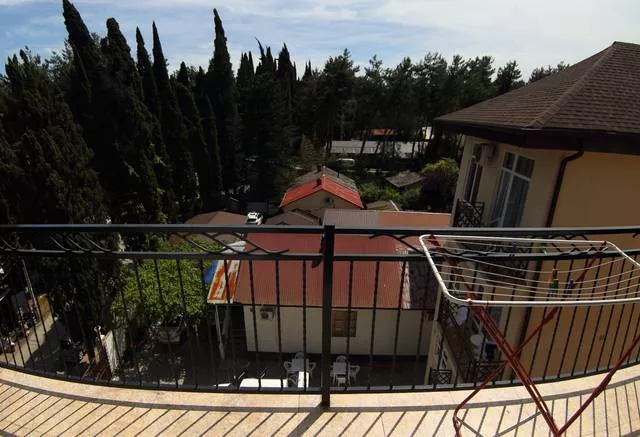 . Отель "Кипарис". Пицунда