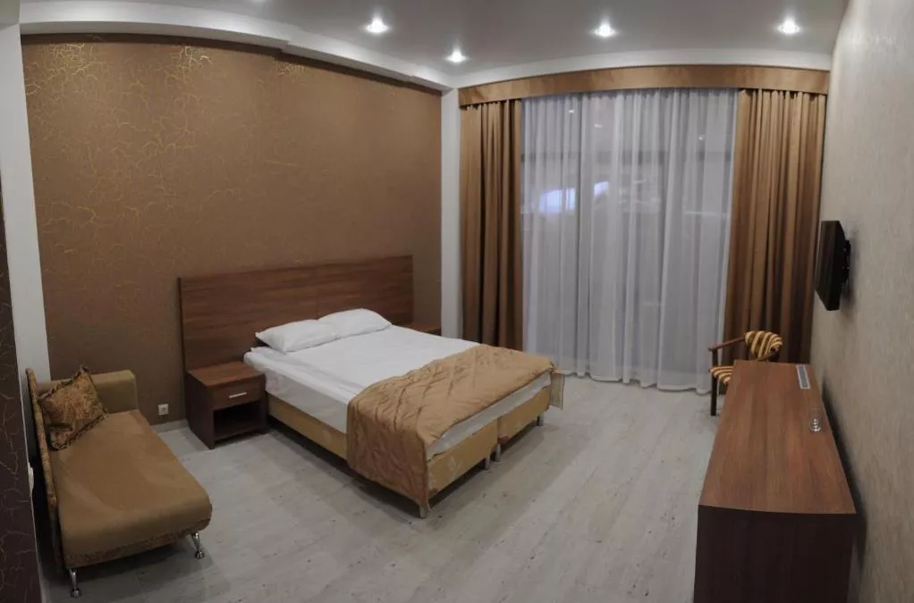 Стандартный двухместный номер с 1 кроватью. Гостевой дом Радужный - Красная Поляна. Красная Поляна