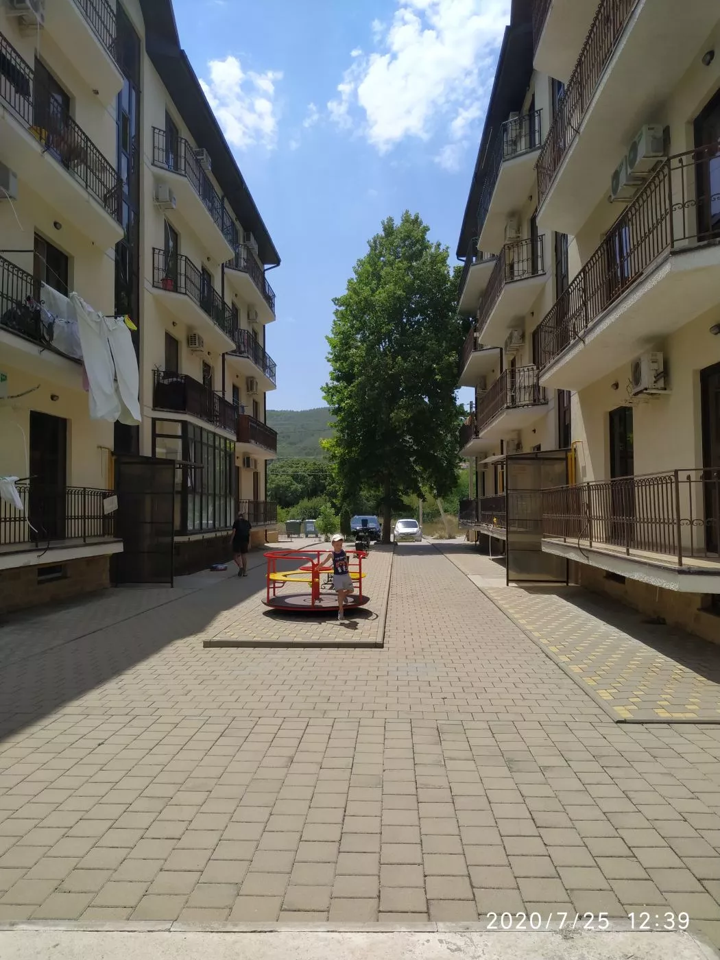 . Квартира в многоквартирном доме 2х комнатная квартира на Абрикосовой. Кабардинка