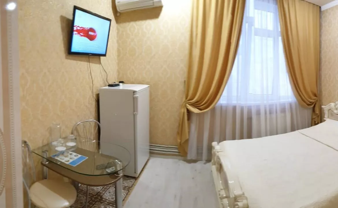 Двухместный номер эконом класса. Гостевой дом Золотая миля. Сочи