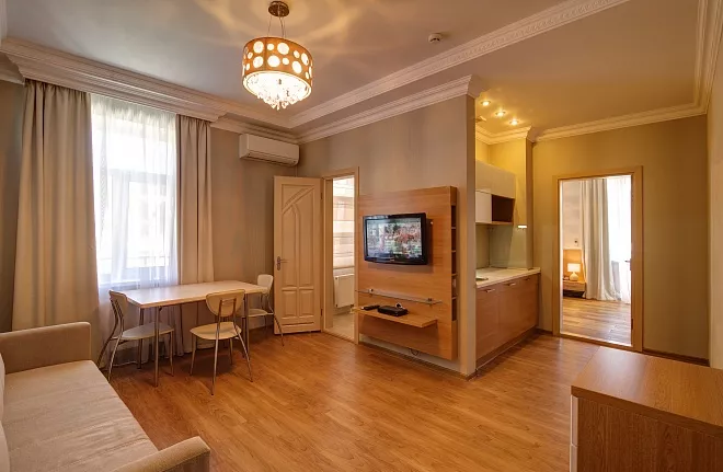 Люкс. Отель "Каштановый особняк". Ялта