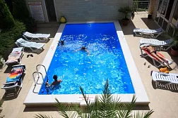 Гостевой дом "У Александра" Гостевой дом "У Александра"