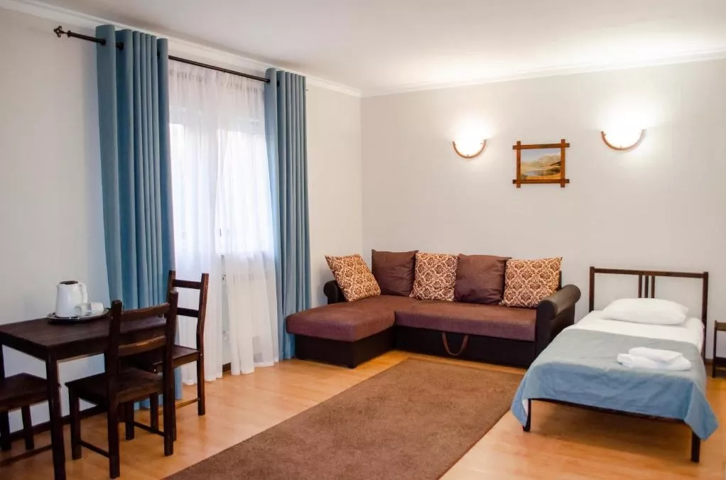 . Отель Отель Альпийский двор. Красная Поляна