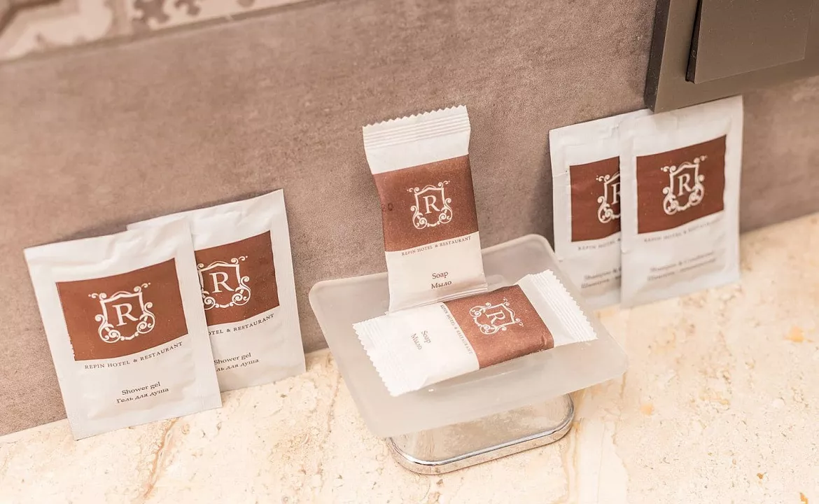 Стандарт с балконом. Бутик- отель "Репин" . Витязево