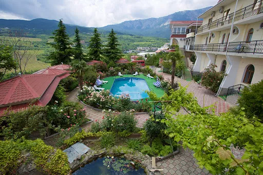 . Гостиница Ташир. Ялта