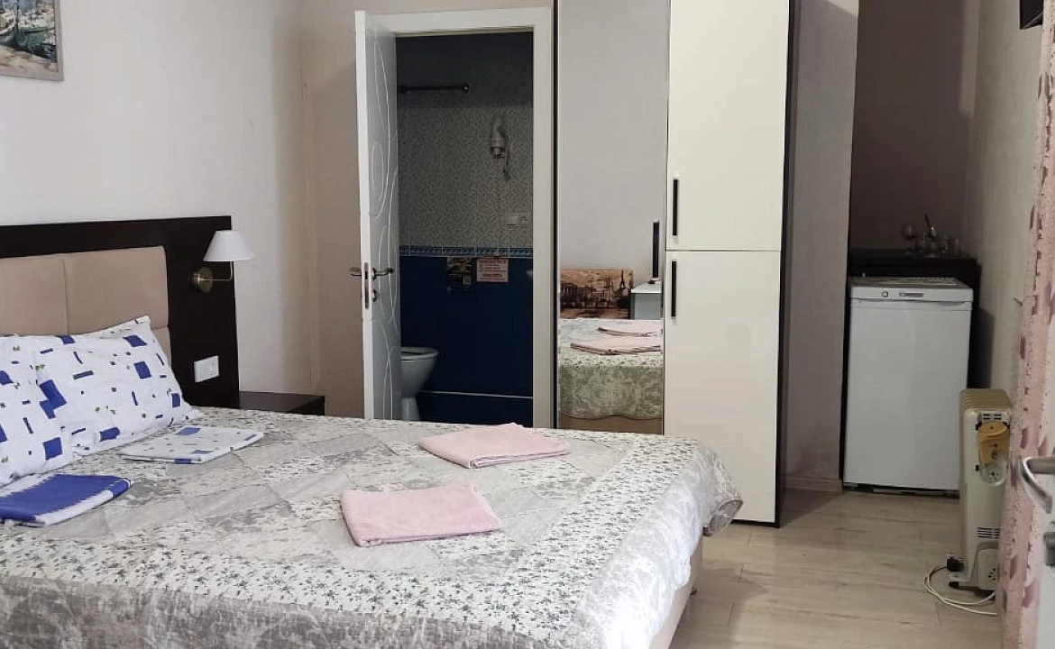 Трёхместный стандарт. "Брио" частный сектор. Геленджик Трёхместный стандарт. "Брио" частный сектор. Геленджик