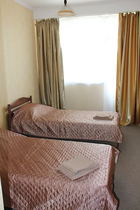 2-х местный Стандарт без балкона. Гостиница "Крымская Ницца". Ялта