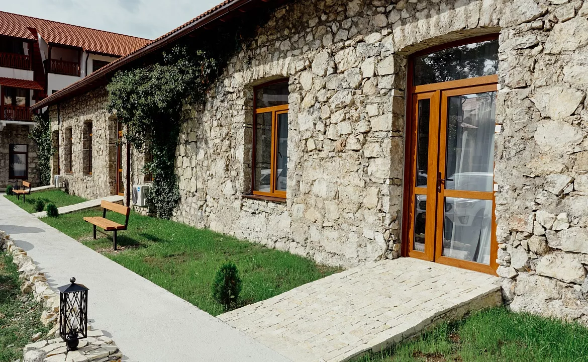 Апартаменты студия. Отель «Абаата». Гагра