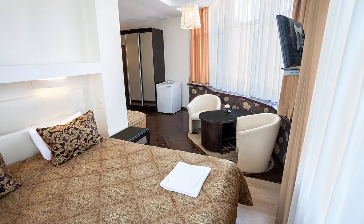 3-х местный стандарт. Отель "Гранд Флер". Форос