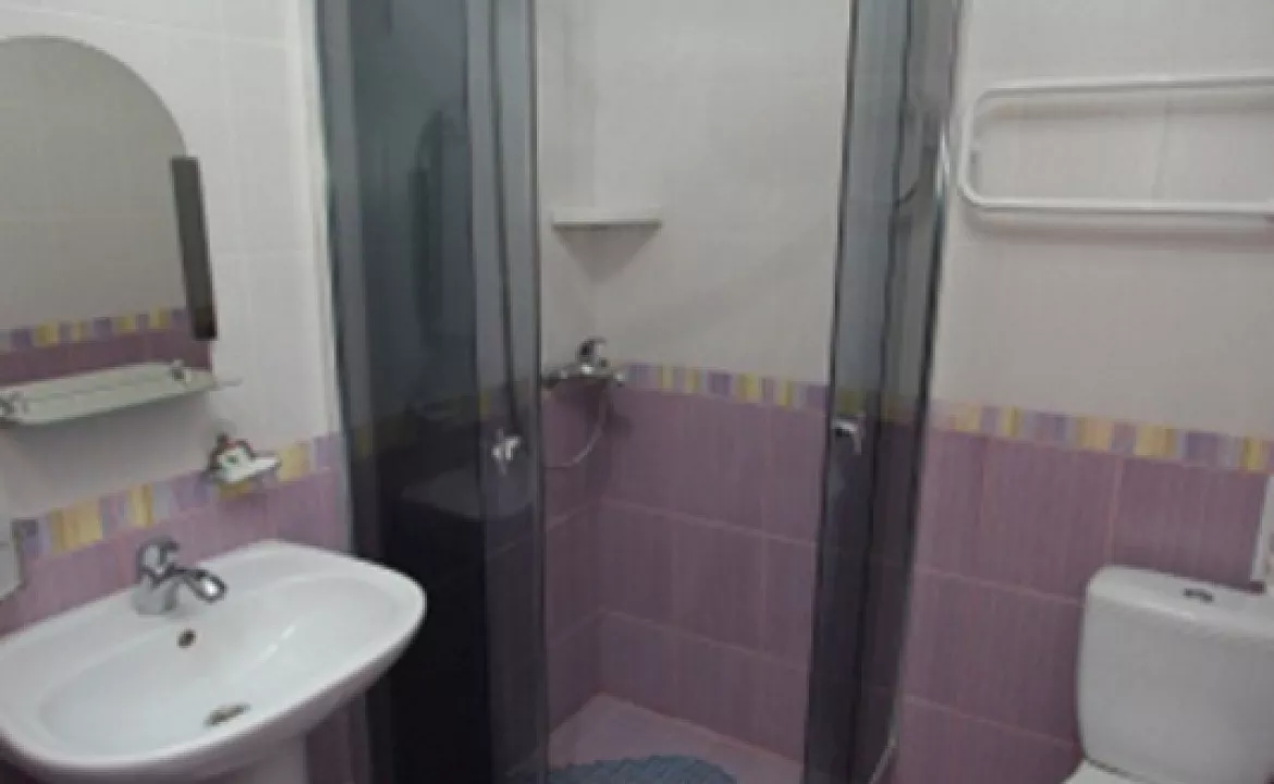 Стандарт 3-х местный. Гостиница "На Эскадронной". Евпатория Стандарт 3-х местный. Гостиница "На Эскадронной". Евпатория