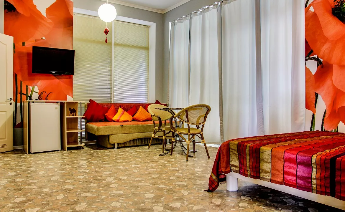 Люкс. Отель "У верблюжьих горбов". Коктебель