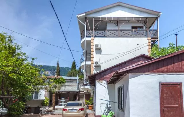 . Гостевой дом Пролетарская 12. Гурзуф