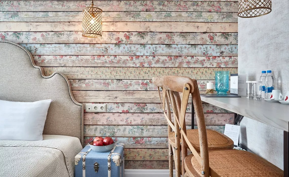 Улучшенный семейный номер с двумя спальнями и балконом. Отель «HILLS POLYANA». Красная Поляна