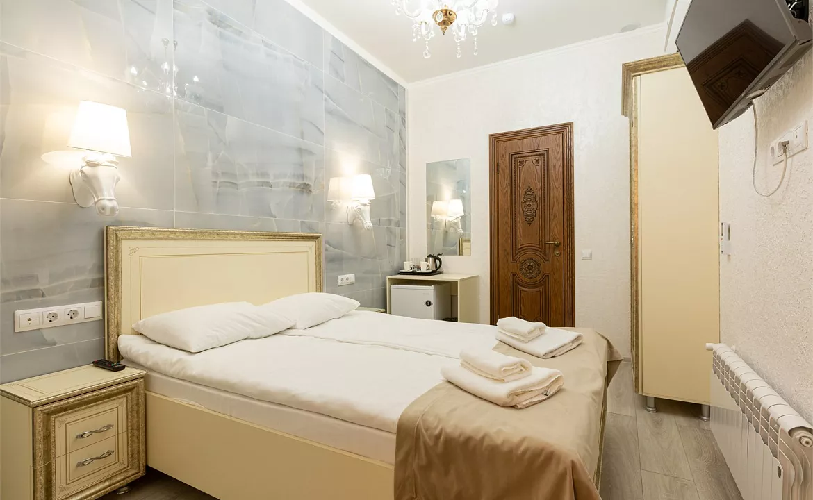 Двухместный без окна. Отель "Сочи Галерея Парк". Сочи