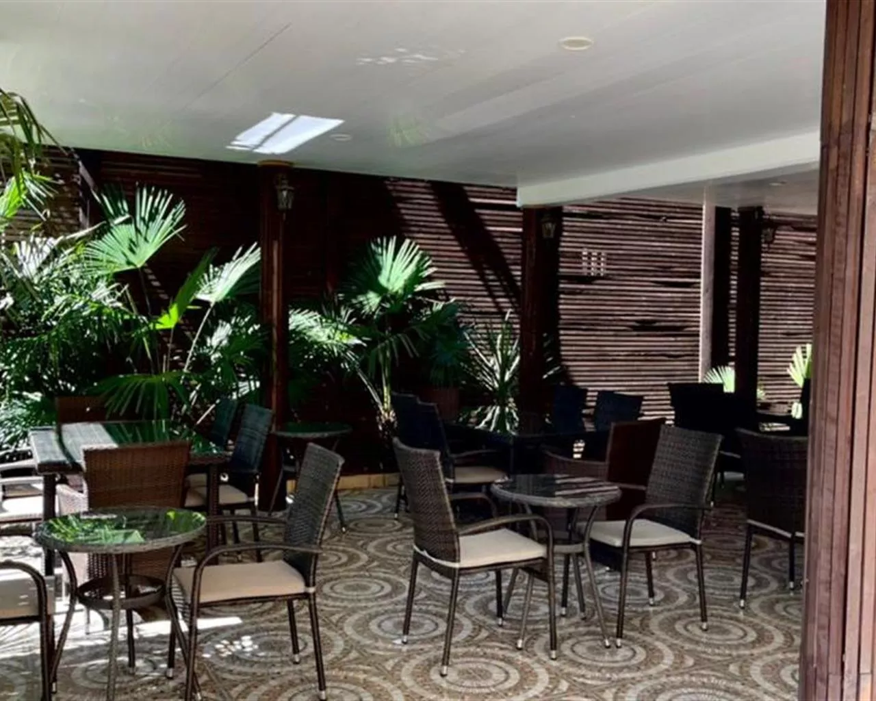 . Отель "Адмирал" . Лазаревское