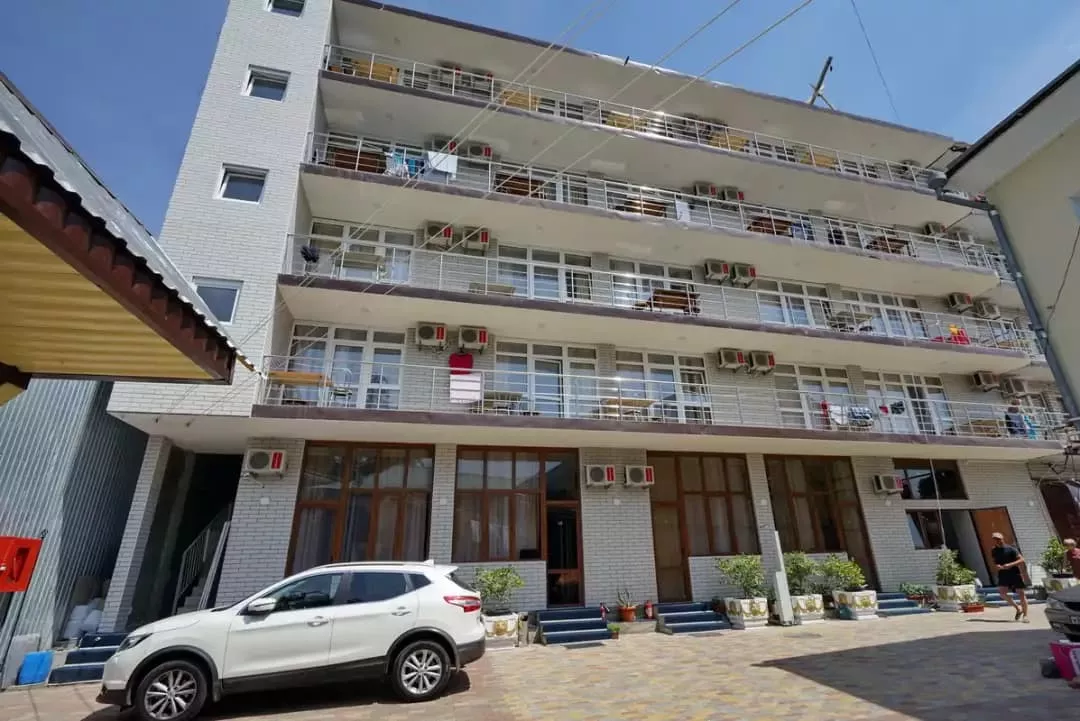 . Отель «Черноморец». Лазаревское . Отель «Черноморец». Лазаревское