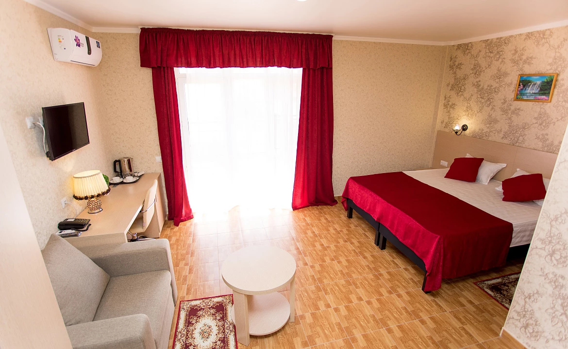 3-х местный «Стандарт» с видом на море. Отель "Alfa Summer". Анапа