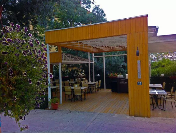 . Отель Ялта - Круглый Год. Ялта