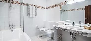 Отель Омега Сириус Парк