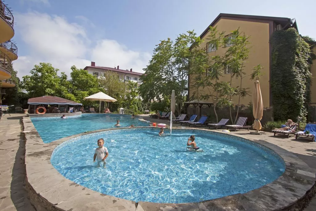 . Отель "Феличи". Витязево . Отель "Феличи". Витязево