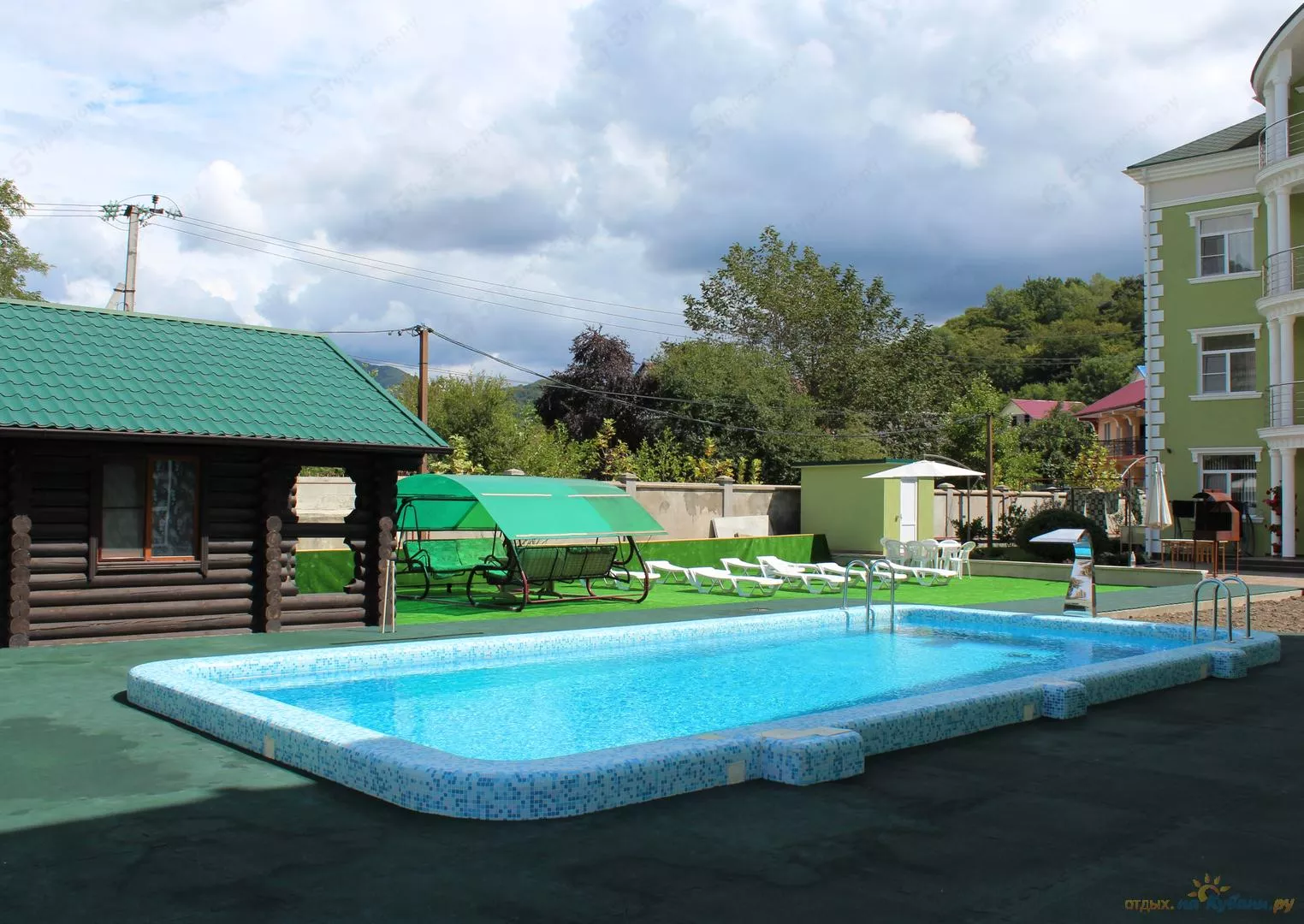 . Гостиница "Жемчужина Ямала". Лоо