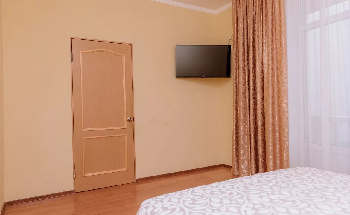 Двухкомнатный с балконом. Гостевой дом "София" - Лазаревское. Лазаревское