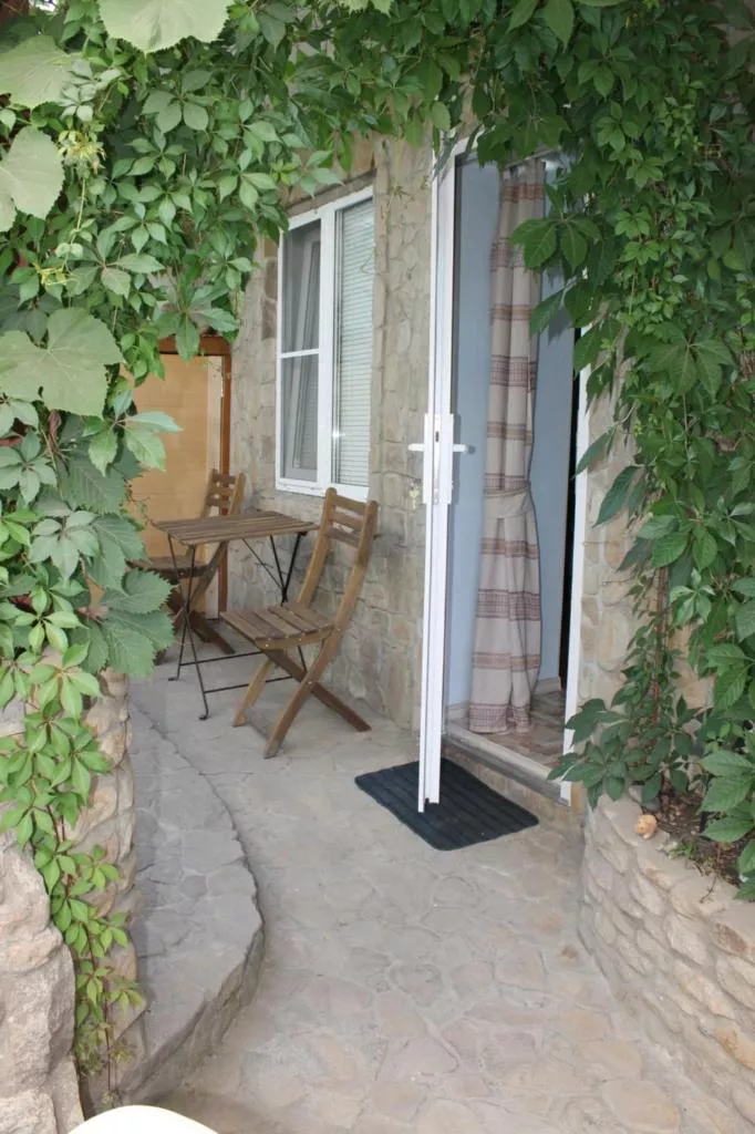 . Гостевой дом "Лето". Ейск