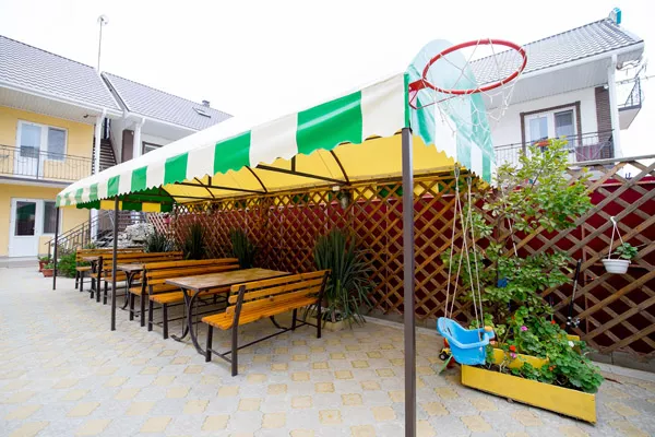 . Отель "Янтарь". Саки