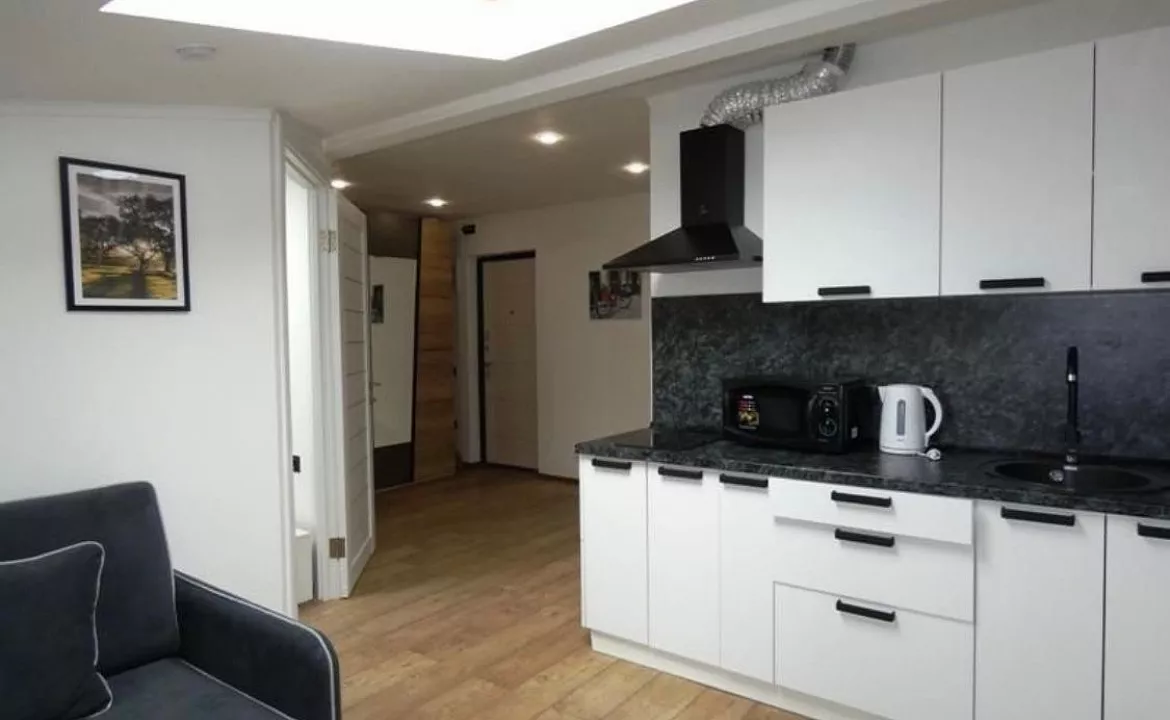 Квартира под ключ. Квартира в многоквартирном доме Апартаменты Цветочная. Адлер