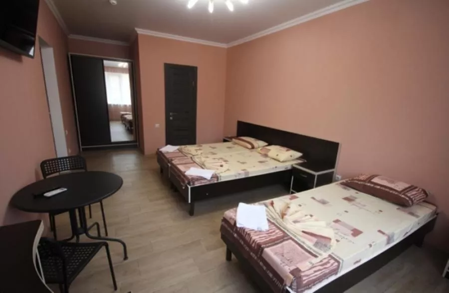 2,3,4Х МЕСТНЫЙ. Гостевой дом "VAN" . Лермонтово 2,3,4Х МЕСТНЫЙ. Гостевой дом "VAN" . Лермонтово