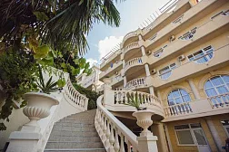 Отель "Наири" Отель "Наири"