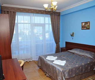 Комфорт +. Отель "Атлант-Люкс". 