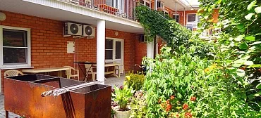 Гостевой дом "Гостеприимный двор"