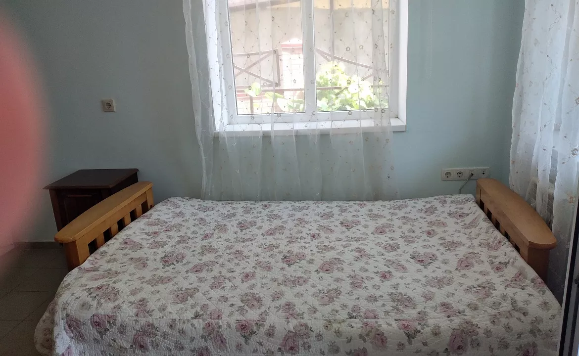 4 МЕСТНЫЙ 2 КОМНАТНЫЙ С КУХНЕЙ. Частный сектор Отдых у Ильича.. Лоо