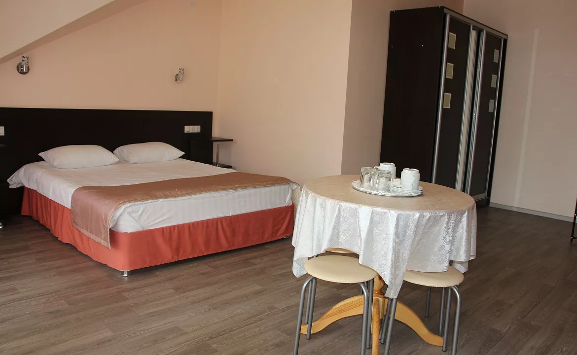 4-х местный Делюкс. Гостевой дом "Триумф". Лазаревское 4-х местный Делюкс. Гостевой дом "Триумф". Лазаревское