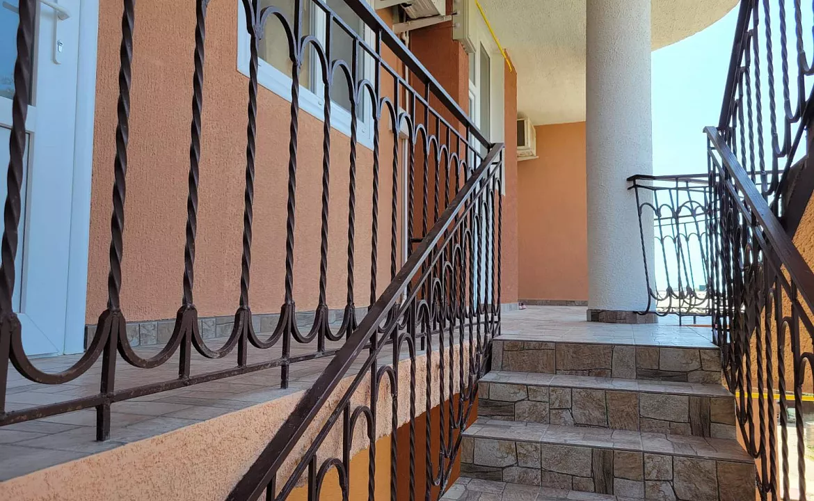 Гостевой номер 6. Гостевой дом Iron Lion. Крым - частный сектор