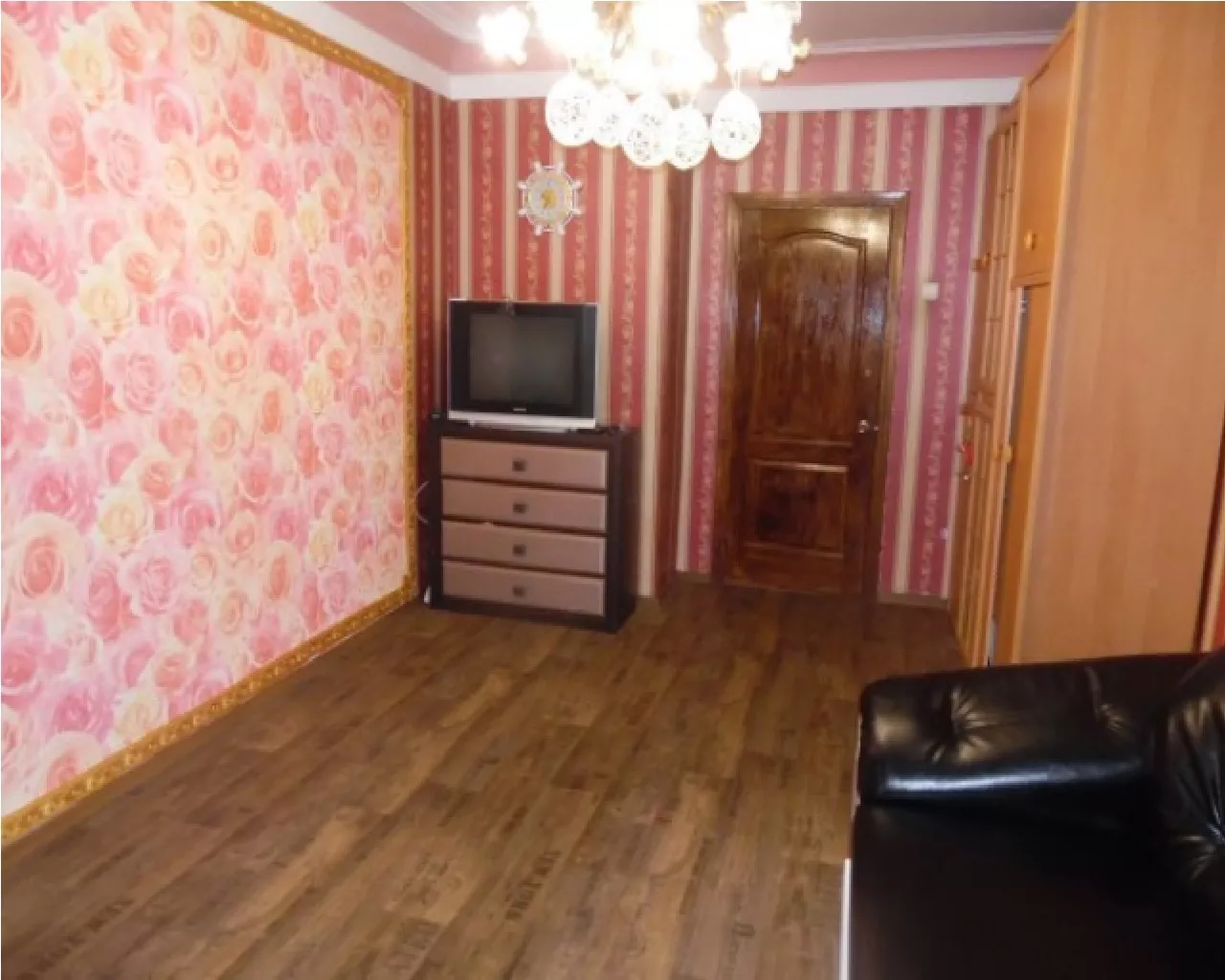 . Квартира в многоквартирном доме на улице Полупанова. Евпатория . Квартира в многоквартирном доме на улице Полупанова. Евпатория