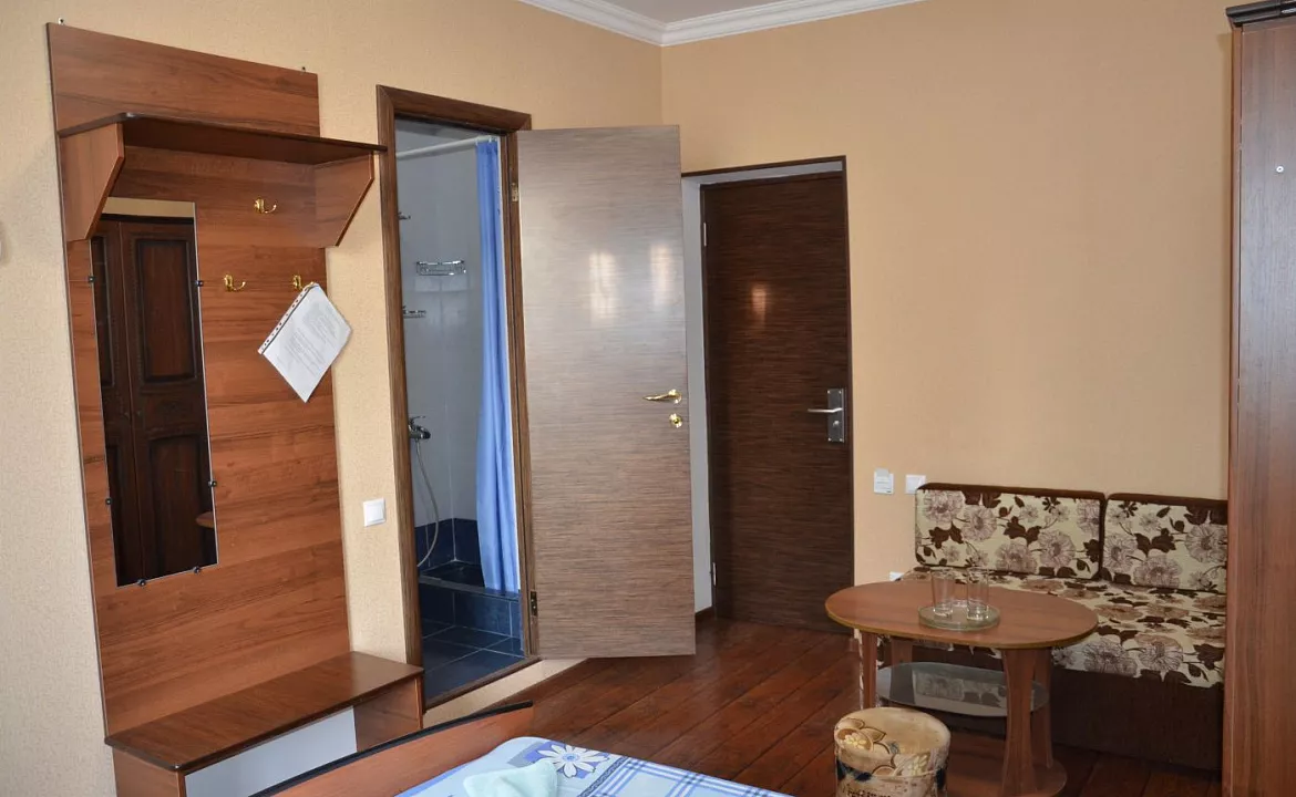 3-х местный. Гостевой дом «Мандарин». Гагра