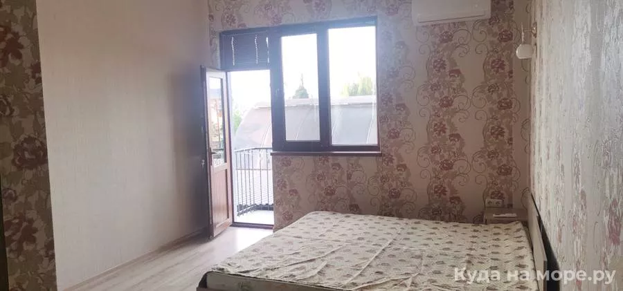 Двухместный номер 2, 3 этаж. Гостевой дом "Private house". Сухум