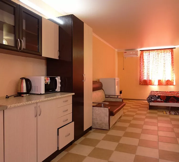 . Частный гостевой дом На палубе. Голубицкая