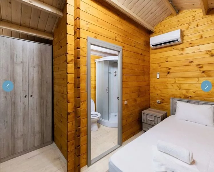 . База отдыха "Дадука Иашта" . Гудаута