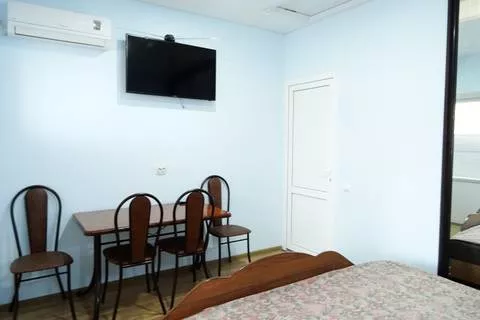 Двухкомнатный люкс с кухней. Отель «Надежда». Должанская Двухкомнатный люкс с кухней. Отель «Надежда». Должанская