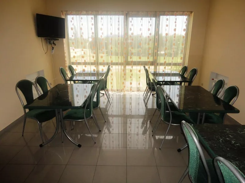 . Гостиница "Янтарь". Архипо-Осиповка