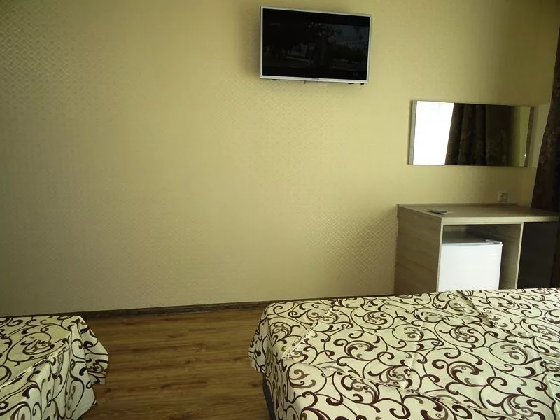 3-х местный номер Стандарт. Гостевой дом "Майская 23/а". Макопсе 3-х местный номер Стандарт. Гостевой дом "Майская 23/а". Макопсе